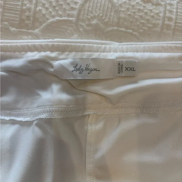 Lady Hagen Cream Skirt XXL - NWOT - Picture 3 of 5